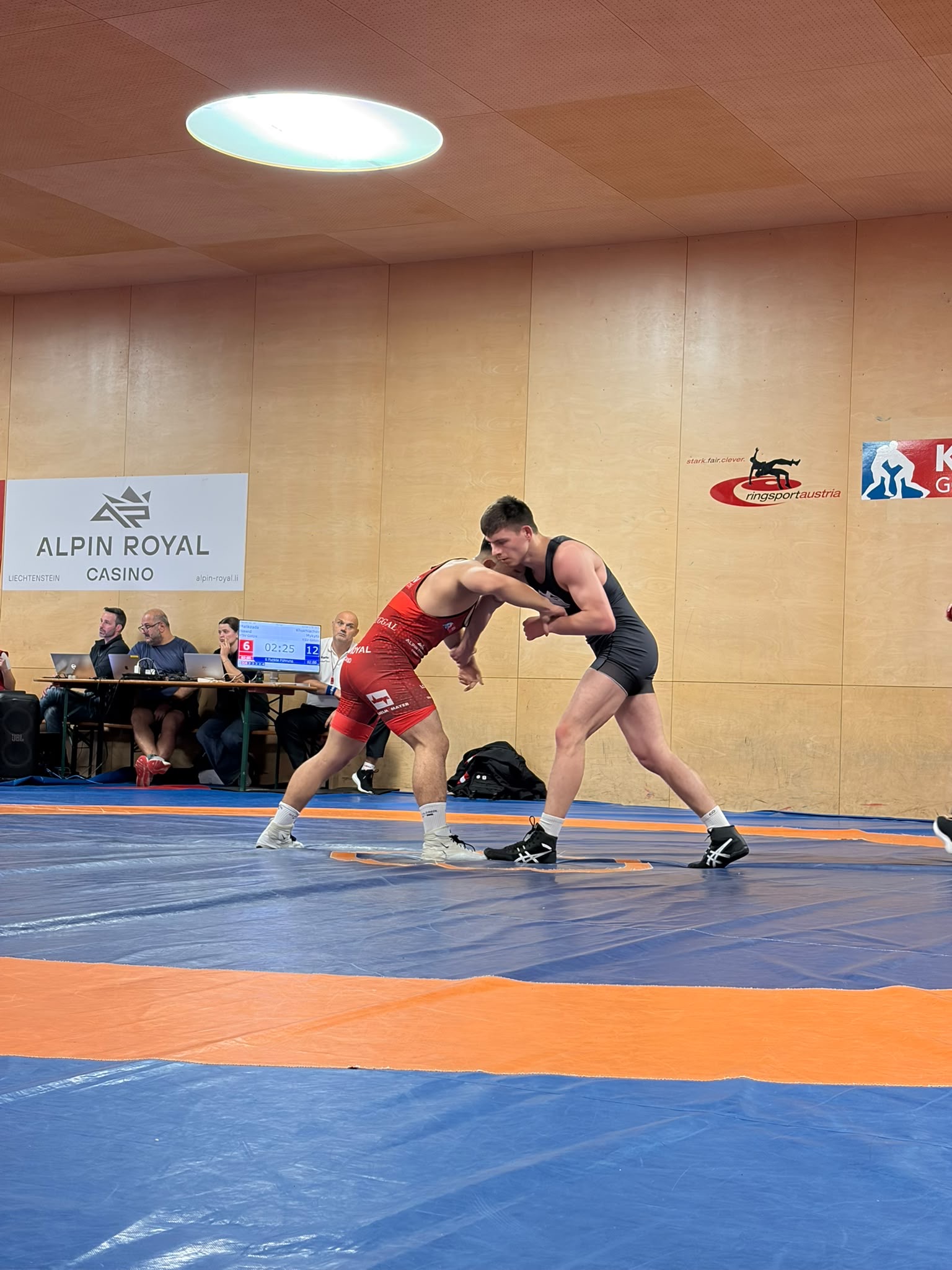 /user/pages/02.berichte/gelungene-landesmeisterschaft-im-ringsportzentrum-west/38207ae3-6994-416f-97af-aac55738c4f2.JPG