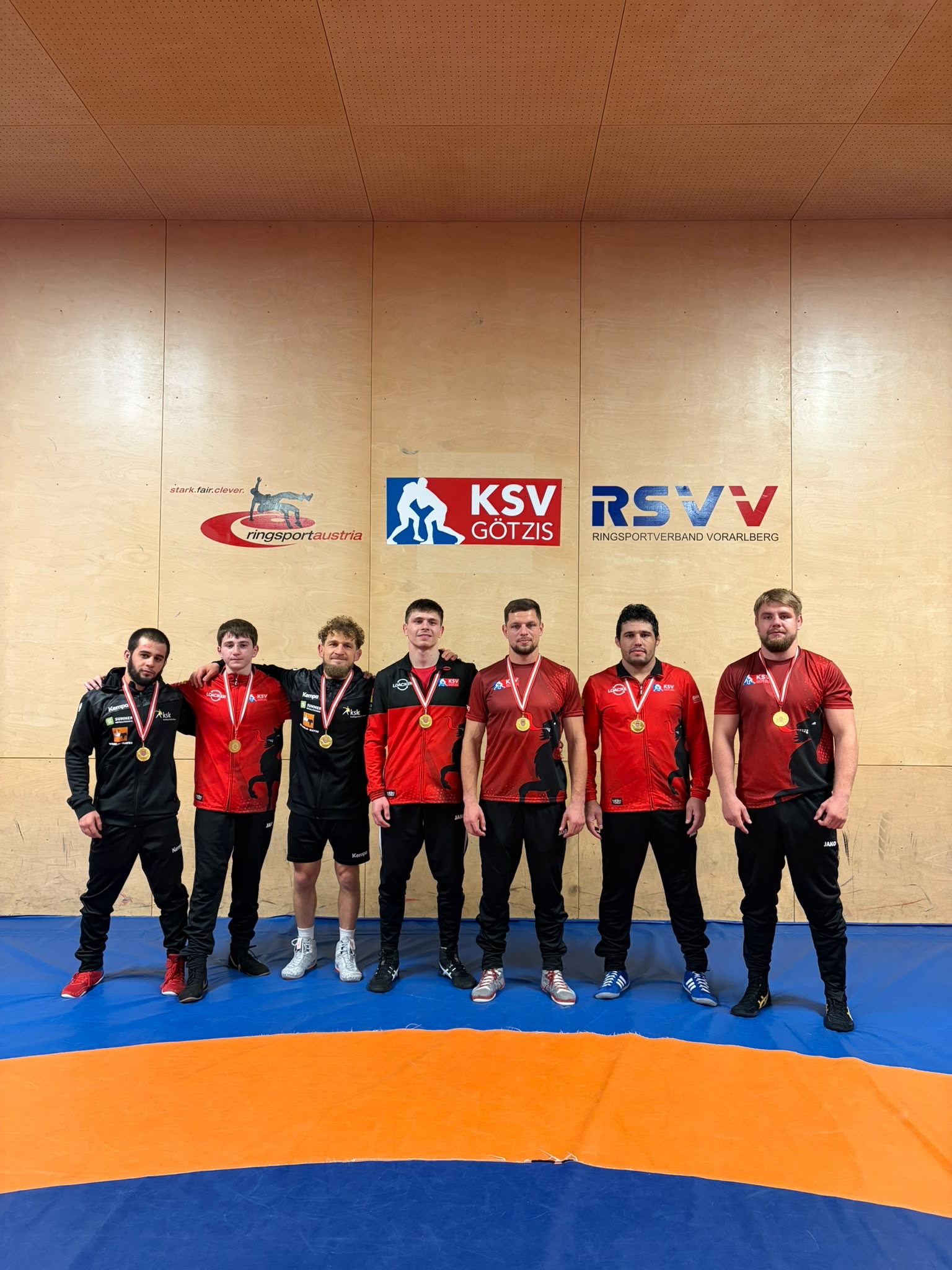 /user/pages/02.berichte/gelungene-landesmeisterschaft-im-ringsportzentrum-west/bfebebd5-2659-4148-b072-be79f807c1ca.JPG