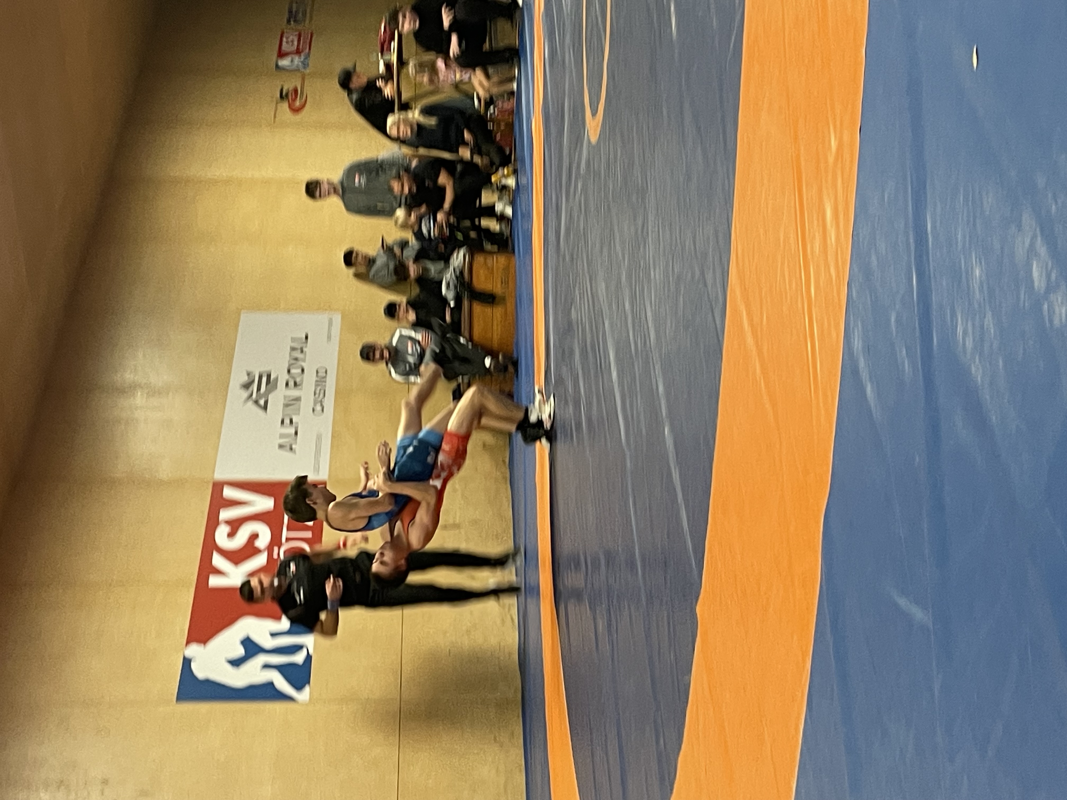 /user/pages/02.berichte/ksv-juniors-gewinnen-erstes-duell-in-der-2-bundesliga-klar/IMG_2303.jpeg