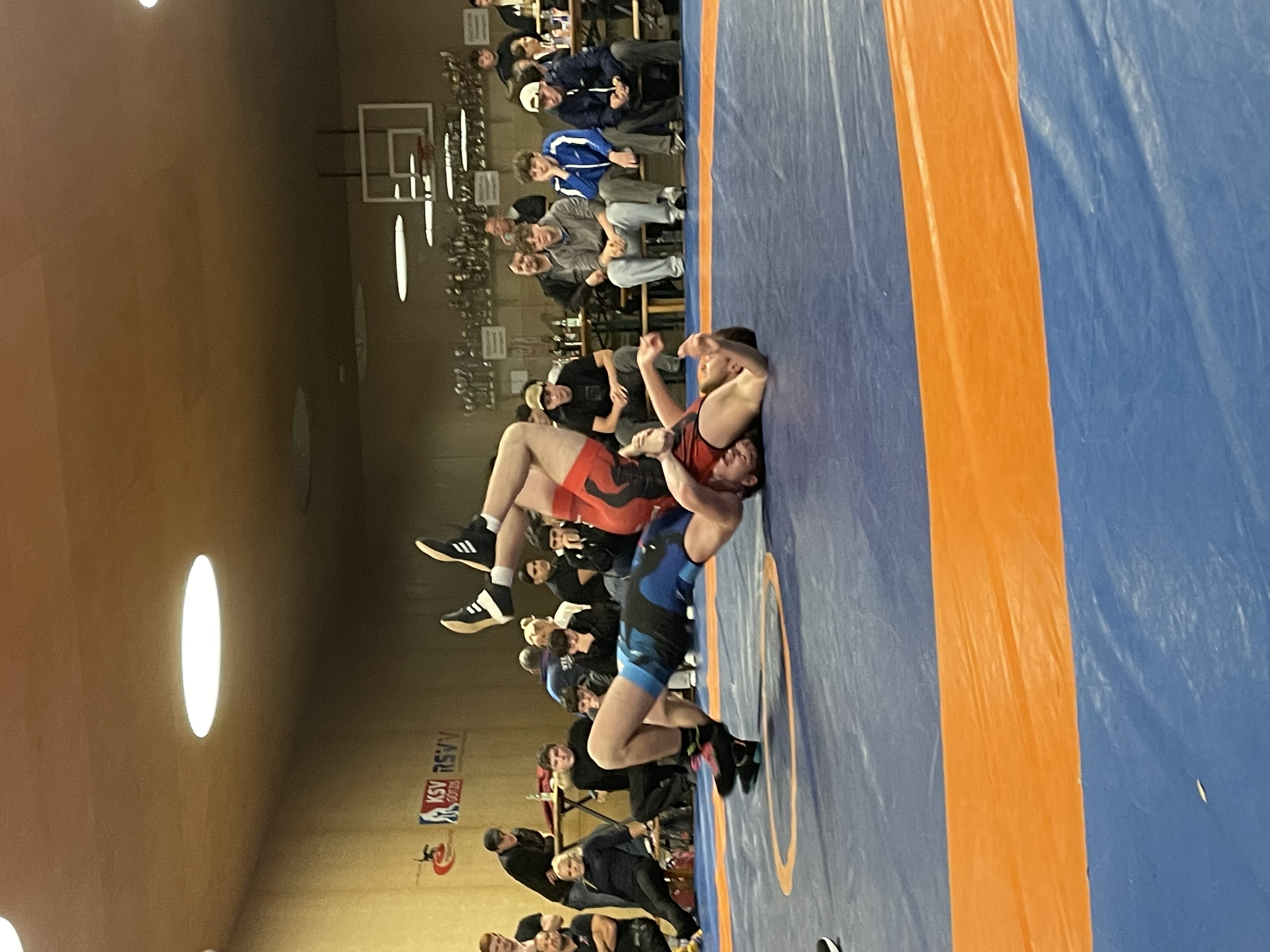 /user/pages/02.berichte/ksv-juniors-gewinnen-erstes-duell-in-der-2-bundesliga-klar/IMG_2321.jpeg